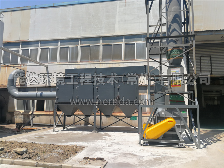 高效濾筒除塵器現(xiàn)場(chǎng)安裝調(diào)試完成2